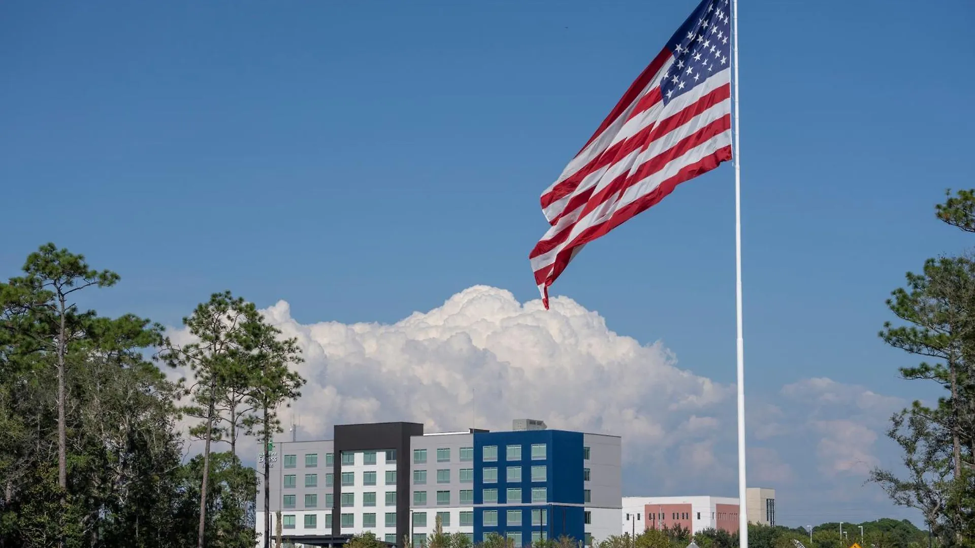 Holiday Inn Express & Suites Fort Walton Beach - Eglin Area By Ihg USA